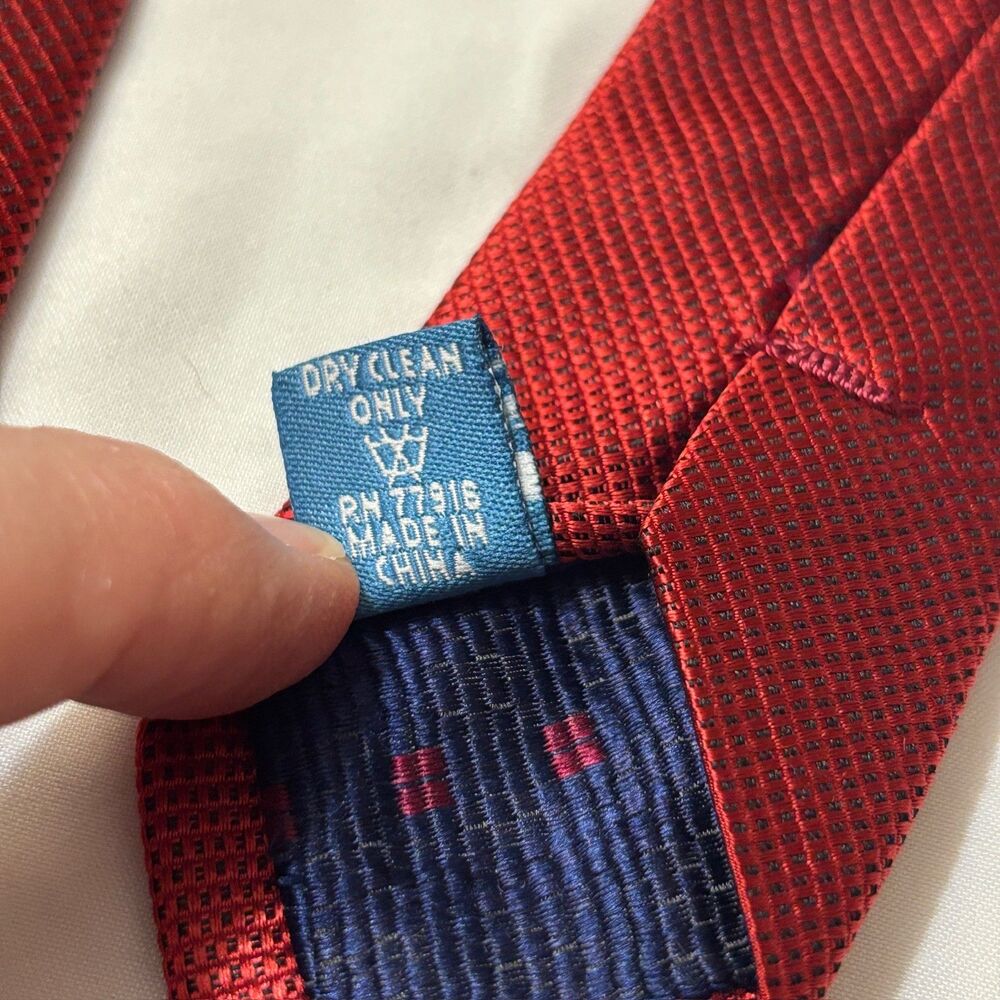 Vintage Haines & Bonner of London Red 100% Silk Tie Textured Jacquard Geometric - Picture 3 of 5